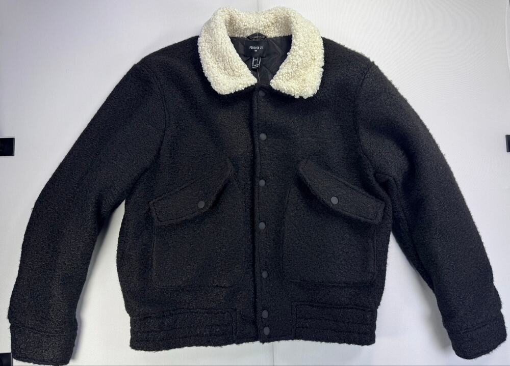 Forever 21 Men’s Sherpa Utility Jacket Black Cream Snap Front Large NWT